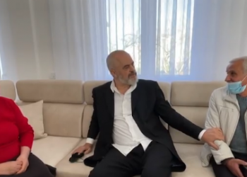 “Gomari, ujku dhe arushi polar”/ Rama publikon VIDEO dhe thumbon Metën e Bashën