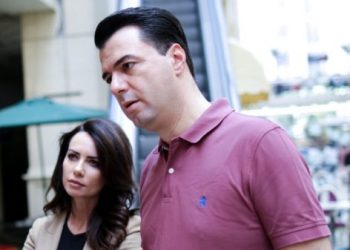 Duma: E kam privilegj të shkoj candidate në Kavajë e Rrogozhinë, në Tiranë arrijmë mbi 20 mandate