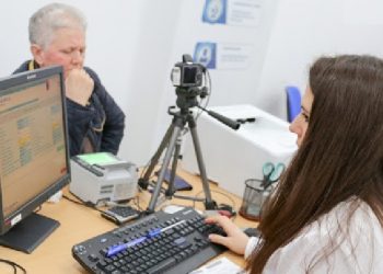 Zgjedhjet e 25 prillit/ Ministria e Brendshme jep një njoftim të rëndësishëm mbi aplikimet për ID dhe pasaporta: Zyrat, të hapura edhe sot