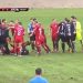 VIDEO-Super liga/ Sherr i madh në ndeshjen Bylis-Laçi, grushte mes lojtarëve