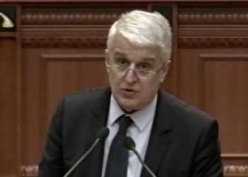 “S’mund të presim konsensusin e opozitës për të respektuar ligjin”/ Majko: Vota e emigrantëve është detyrim ligjor