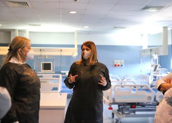 Hapen edhe spitalet rajonale, nesër nis vaksinimi në Shkodër