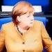 VIDEO/ Merkel harron maskën në foltoren e Bundestagut, momenti kur e kupton dhe vrapon…