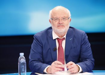 Skandali “Tirja” në spitalin “Shefqet Ndroqi”/ Drejtori: Korrupsioni në mjekësi, një sëmundje globale!