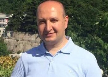Humb betejën me COVID/ Ndahet nga jeta në moshë të re pedagogu i Universitetit të Gjirokastrës