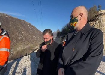 Rama viziton kantieret e akseve Tepelenë-Lekdush dhe Gusmar-Kuç: Drejt përfundimit!