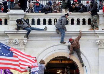 Mbështetur te një ligj i pas Luftës Civile/ Donald Trump paditet për komplot