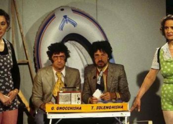 Retro/ Kur “Striscia la Berisha” parodizonte shqiptarët!