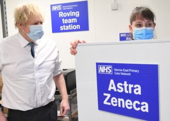 Kryeministri britanik dhe ai francez vaksinohen sot me AstraZeneca