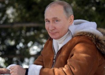 Covid-19/Vladimir Putin e bën vaksinën Sputnik me dyer të mbyllura