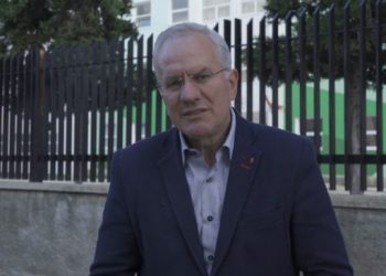 Dalin mesazhet/ Ja se si Lulzim Basha organizon ‘mitingjet spontane’ nëpërmjet Ferdinand Xhaferrajt në Durrës