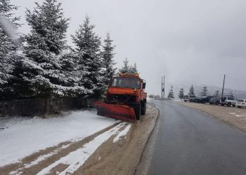 Parashihen reshje dëbore/ Autoriteti Rrugor është gati për të përballuar situatën