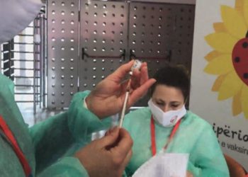 VOA: COVID 19, Shqipëria mund të shohë për vaksina kineze apo ruse