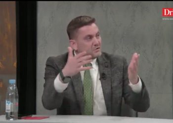 Historiani Kasmi: Në 45 vjet komunizëm shqiptarët s’jetuan vetëm në vrimë të zezë, edhe gëzonin