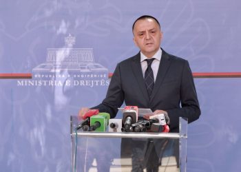 “Programi i PD për pronat gënjeshtër”, Lame: Marrëzi t’u thuash ish pronarëve se do ketë kthim fizik të tokave