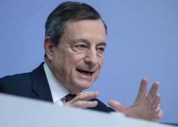 Italia vendos rifillimin e vaksinës Astrazeneca, Draghi: Fushata e vaksinimit rinis neser!