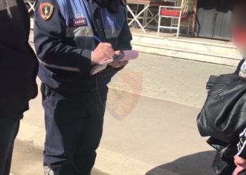 Shkelën masat, gjobiten 792 qytetarë dhe dibrani me COVID që shkeli karantinën! Veliu telegram policëve: Ndalni festimet në 7-8 mars