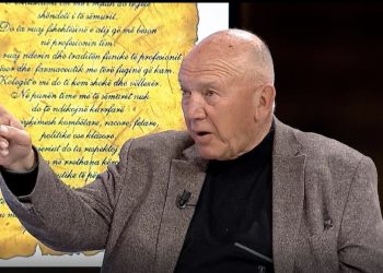 Merrnin doktorët ryshfete para ’90-ës? Mjeku: Maksimumi dy kokrra mollë dhe…