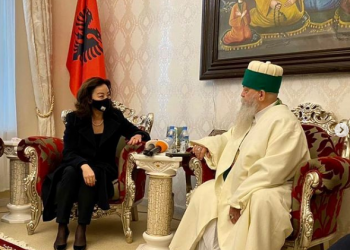 Yuri Kim takon Baba Mondin: Shumë e këndshme të shkëmbenim urime për Nevruz!