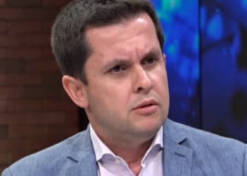 Përdorimi i vaksinës ruse/ Alimehmeti skeptik: Duhet të prisnim certifikimet zyrtare