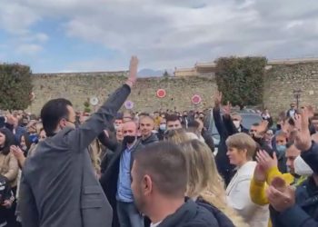 Pse po mundohen ta bëjë “pis” Elbasanin?