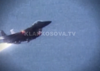 VIDEO / Në 22-vjetorin e bombardimeve të NATO-s, ish-drejtuesit e UÇK-së para Hagës