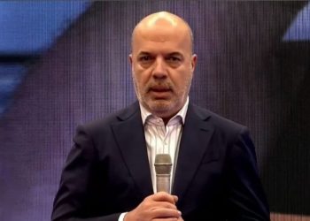 “Energjia elektrike trajtohej si mall pa zot!”/ Çela: Shëndoshëm OSHEE-në dhe investuam në shërbime