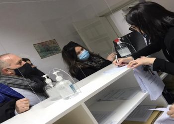 Prapaskenat e regjistrimit, Kryemadhi dhe Topalli shmangin firmat, regjistrojnë listat përmes dy deputeteve të Parlamentit