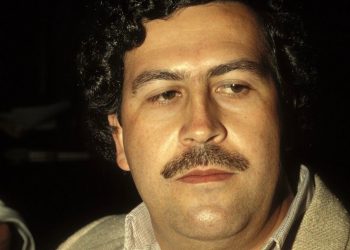 FOTOT/ Historia e panjohur: Mercenari skocez që do ekzekutonte Pablo Escobar-in