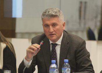 “Nuk do jem kurrë një deputet qesharak”, Gjekmarkaj: Për kandidimin me PD më ka bindur Edi Rama