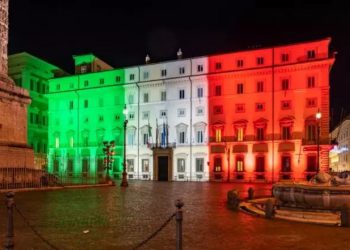 Italia ashpërson masat anti-Covid