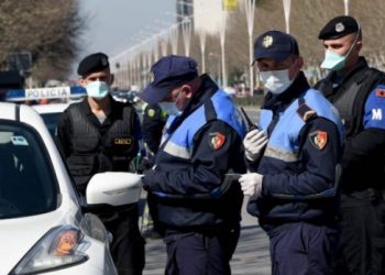 Nuk respektuan masat anticovid, ndëshkohen mbi 800 persona në 24 orët e fundit