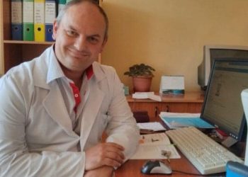 Ishte infektuar me COVID/ Ndërron jetë në moshën 50-vjeçare mjeku i njohur