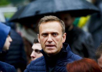 Navalny transferohet nga qendra e paraburgimit, por nuk dihet ku ndodhet