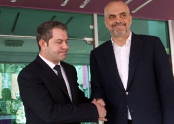 Shpëtim Idrizi i jep besën Bashës: Tradhtari Rama u përpoq të na uli por ne jemi në këmbë, po qahen pse u bë greku me çamin