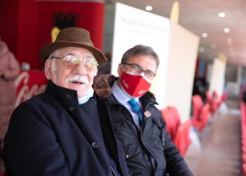 Artisti i madh Reshat Arbana dhe bashkëshortja e tij vaksinohen kundër COVID, Brataj: Më kërkuan mendimin tim profesional