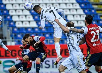 Arbitrat i kursejnë të kuqin, Ronaldo e shpërblen me tripletë