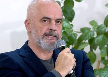 Rama sulmon Bujar Leskajn: Kur sheh gota e rakisë Leskon, dehet gota