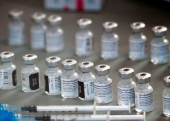 Shkencëtari gjerman rrëzon aludimet që AstraZeneca nuk është e sigurtë: Në 20 milionë vaksina të bëra nga Pfizer&AstraZeneca, vetëm 28 raste trombozë