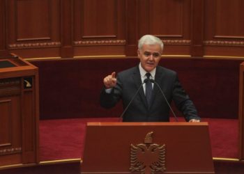 Lista e 25 prillit, reagon Fatmir Xhafaj: Asnjë luftë s’do të mbetet në mes, çdo energji në funksion të një borxhi të vjetër besimi ndaj çdo socialisti