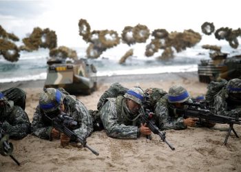 Manovrat ushtarake të SHBA, Korea e Veriut paralajmëron tërheqjen nga marrëveshja
