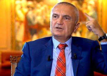 Si ra Ilir Meta shah-mat në Vlorë