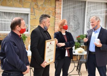 “Vlerë e shtuar për zhvillimin”, Denaj nga Saranda: Mbështetje prodhimeve vendase, ruajmë traditën, rrisim ekonominë