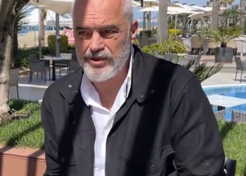 Rama zbulon planin për punonjësit e hoteleve: Do të vaksinohen pas grave dhe vajzave të fasonerive