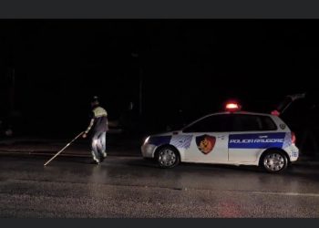 Aksident në Fier/ Motori përplas kalimtarin dhe largohet, por më pas shoferi përfundon në spital