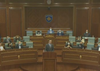 Paralajmërimi i Kurtit: 80 vota për presidentin ose 500 mijë për Vetëvendosjen