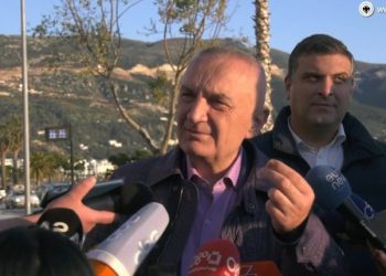 Degjeneron ligjërimi i Metës: Rama ka  kartelë, jam me gazetarët në Vlorë
