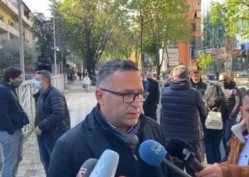 “Janë marrë si provë bisedat në WhatsApp”/ Flet avokati i 3 kontrollorëve: Ja akuza që rëndon ndaj tyre