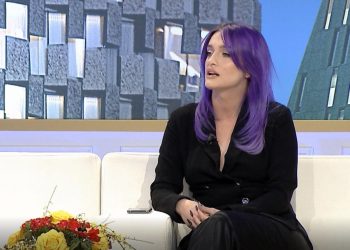 Astrologia 24-vjeçare shqiptare bën parashikimin se çfarë do ndodhë me pandeminë