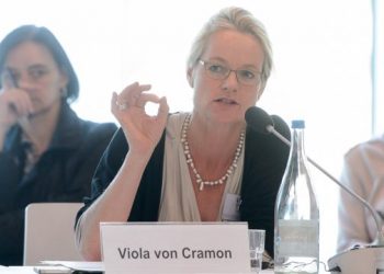 Zyrtarja e lartë e BE: S’e kuptoj Albin Kurtin, votimi në Shqipëri është i papranueshëm